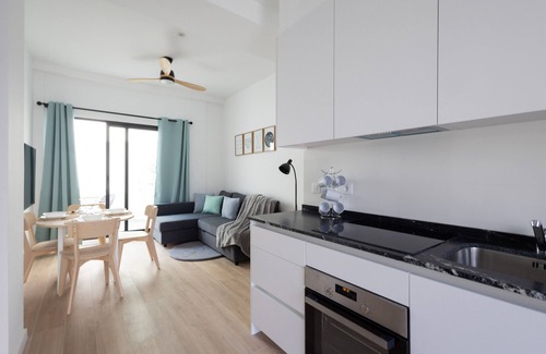 Jesus Apartment | The Cruz Cubierta Apartment 01 with Terrace by Florit Flats