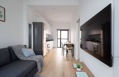 Jesus Apartment | The Cruz Cubierta Apartment 02 with Terrace by Florit Flats