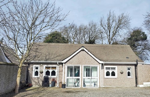 Cut Bush Apartment | The Curragh Studio