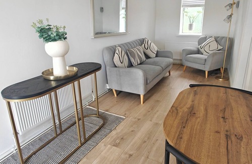Cut Bush Apartment | The Curragh Studio