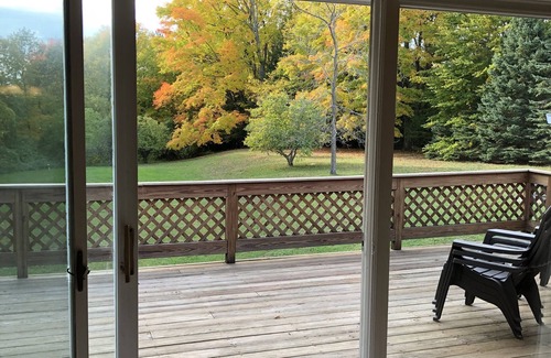Charlevoix House | The Curtis House, 15 acres. 5 minute drive to downtown Charlevoix. 3BR Sleeps 6