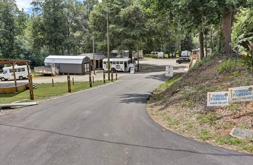 Greenville Cabin | The Daffodil River Pod on the Saluda River