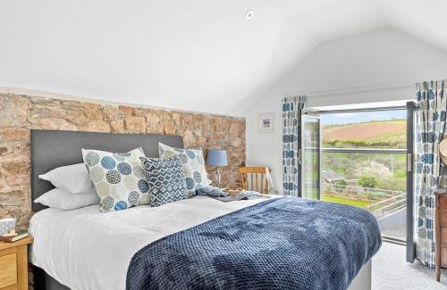 Paignton House | The Dairy, Higher Yalberton Farm