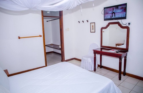 Mikocheni Hotel | THE DAISY COMFORT HOME -MIKOCHENI