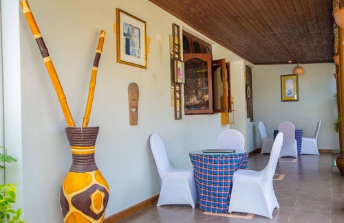 Mikocheni Hotel | THE DAISY COMFORT HOME -MIKOCHENI
