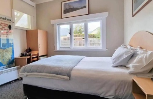 Devonport Cabin | The Dannebrog Lodge Room 6