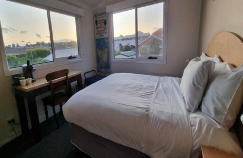 East Devonport Cabin | The Dannebrog Lodge Room 9