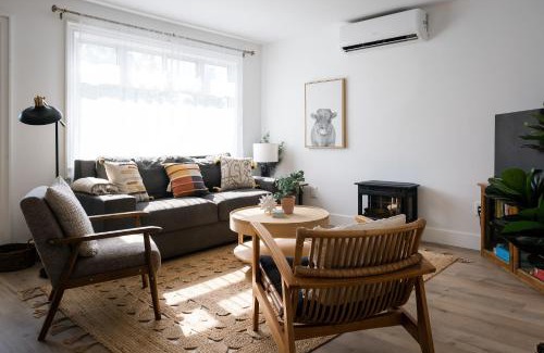 Prince Edward House | The Darcie House - cozy, pet-friendly home in PEC