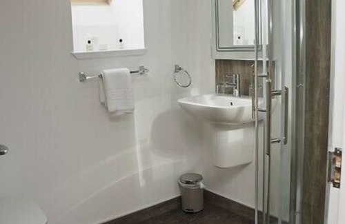 Rosehearty Hotel | The Davron Hotel