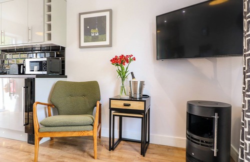 Calwich Cottage | The Den, Bank Top Farm
