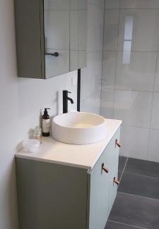 Warrnambool House | The Dentist on Lava - 2 bathroom. 2 bedrooms