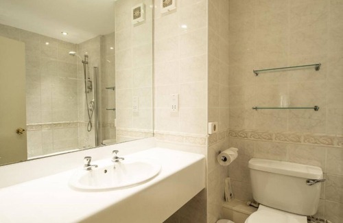 Hindhead Hotel | The Devil's Punchbowl Hotel