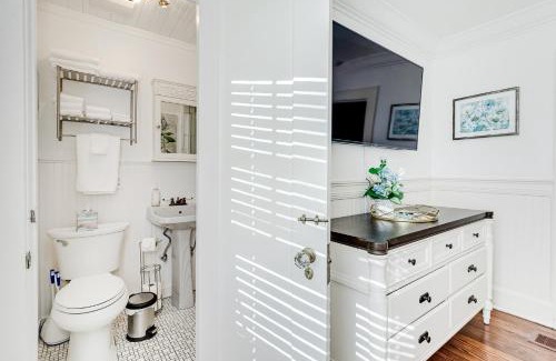 Lakeland House | The Diamond Colonial - Luxury Home Near Lake Hollingsworth - Events OK
