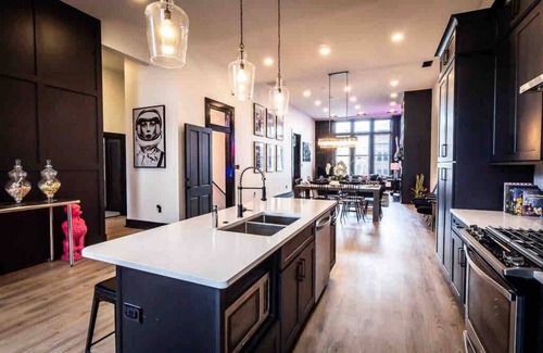 Paducah House | The Dim Light: Downtown Paducah