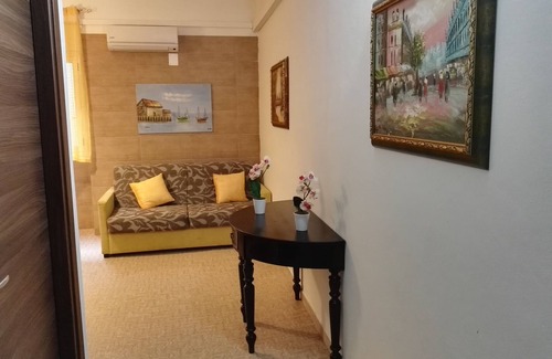 Alcamo Historic Center Apartment | The Domus - Domus Yellow