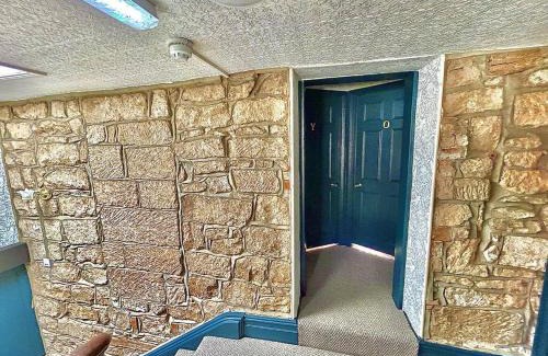 Castleton Bed & Breakfast | The Downe Arms Hotel