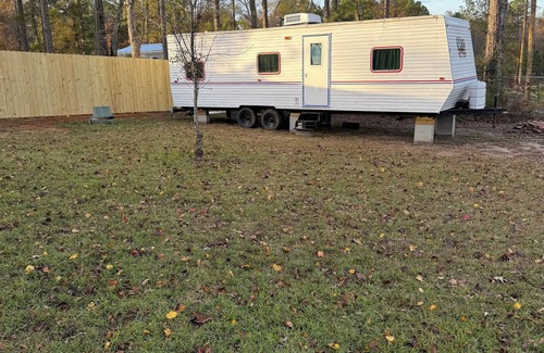 West Monroe House | The Dragonfly! Cozy Camper in Calhoun