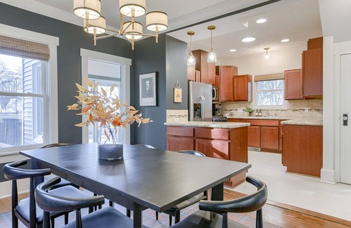 Dundee-Happy Hollow Historic District House | The Drake - Historic Home with Swag