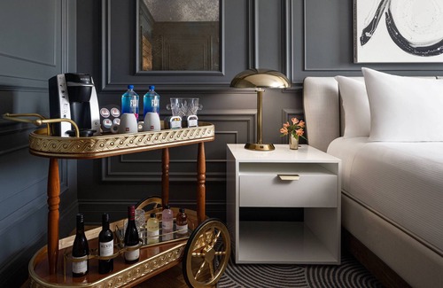 Oak Brook Hotel | The Drake Oak Brook, Autograph Collection