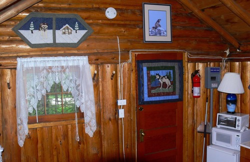 Cooke City-Silver Gate Cabin | The Druid's Cabin - A Wolf Crossing Cabin next to Yellowstone