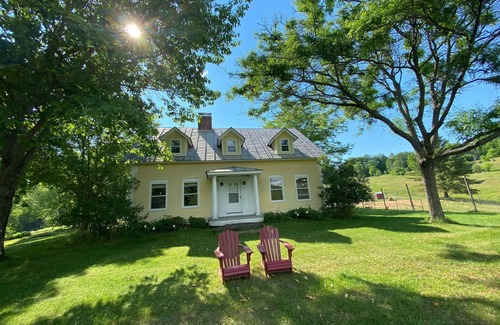 Tunbridge House | The Duck Coop is one of four rentals in the farm house