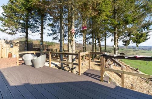 Henshaw House | The Duck House At Huntercrook