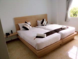 Talat Yai House | The Duck