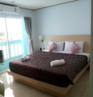 Talat Yai House | The Duck