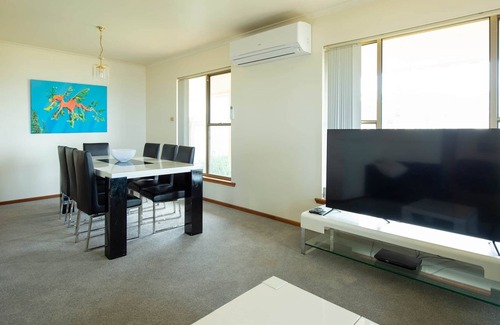 North Beach House | The Dukes of Yorkes, Absolute ocean front beach house at North Beach, Wallaroo