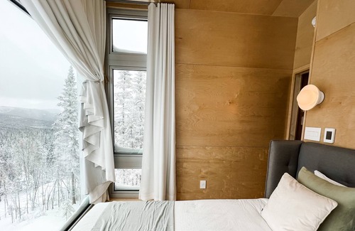 Lac Beauport Ski Chalet | The Dun - Mountain the Maelstrom (CITQ#308771)