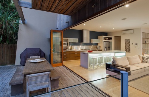 Mount Coolum House | The Dunes - beach and bushland