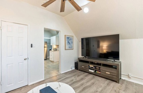 Lower Avenues House | The Duo on East | 2 Private Units in Prime Location