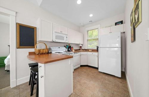 Cherry Valley House | The Duskywing - 44 Meadow View