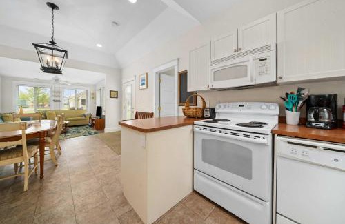 Cherry Valley House | The Duskywing - 44 Meadow View