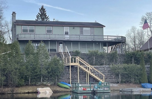 Star Lake House | The Eagles Nest Lake House