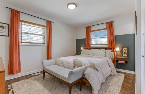 Columbus House | The Eastlawn Ranch 3BD 2BA