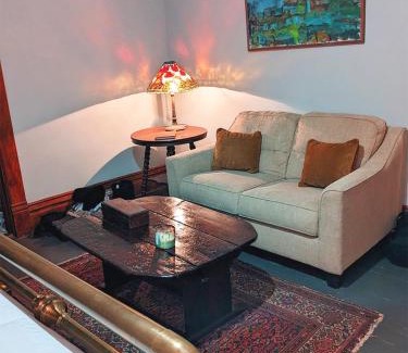 Hannibal House | The Eleanor Davis House