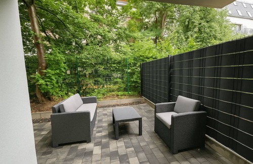 Volkmarsdorf Apartment | The Elegant Stay - comfort & style in a central location modern & perfect for 4 guests