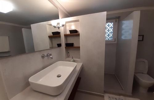 Spetses Apartment | The Elegant Summer House