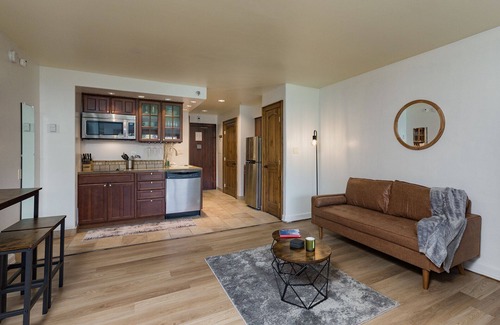 Purgatory Condo | The Element Studio (#418) | Pickleball - Golf - AC/Pool/Hot Tub