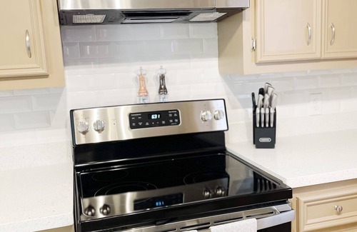 Pharr House | ✨The Elite✨ 3BR Newly Renovated💎 AIRPORT✈️