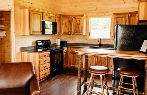 Bethany Cabin | The Elk Cabin - Hidden Acres Cabins