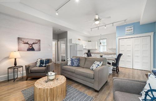 Cherry Valley House | The Elm - 36 Hollow