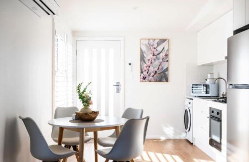 Orange Apartment | The Elm Apartments - The Pink Room