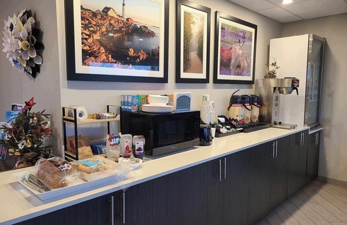 Waterville Hotel | The Elmwood