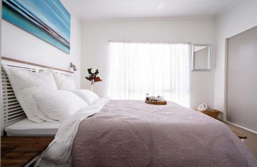 Kilaben Bay Apartment | The Emerald Bower