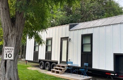 Elizabethtown House | The Endeavor Tiny Home