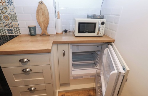 Dartmouth Cottage | The English School, Flat 2