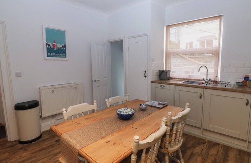 Dartmouth Cottage | The English School, Flat 2
