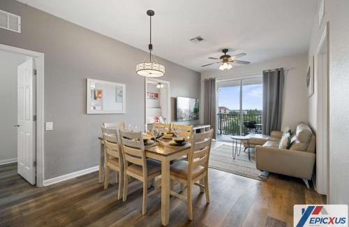 Florida Central Atlantic Coast Apartment | The Epic Edinburgh Top Floor Vista Cay Orlando